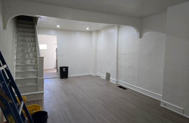 Newly rehabbed 3 bedroom Gallery 3