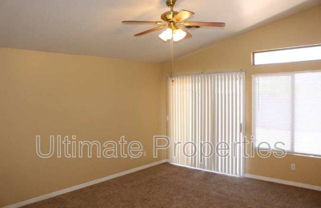 1811 E Hamel Way Gallery 4