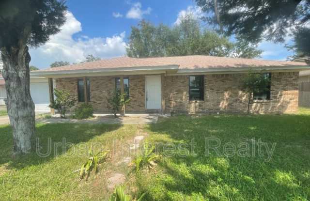 802 East Pine Forrest Drive photos photos