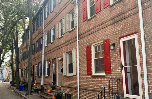 Amazing 2-Bedroom Townhouse Located in Bella Vista! Available mid-July! photos photos Amazing 2-Bedroom Townhouse Located in Bella Vista! Available mid-July! photos photos