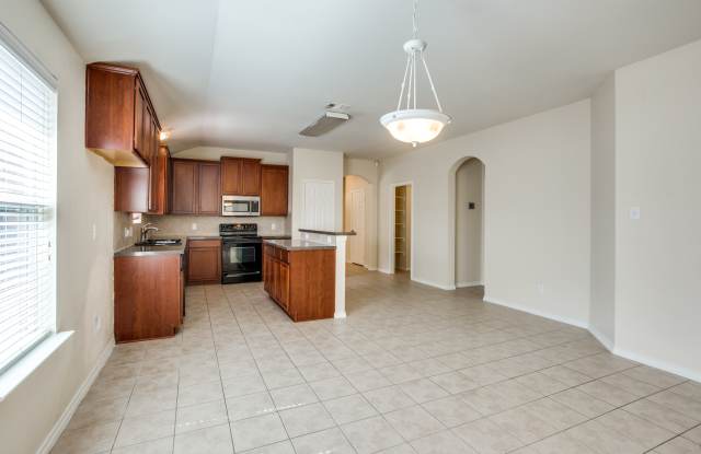 6704 Oak Falls Dr Gallery 4
