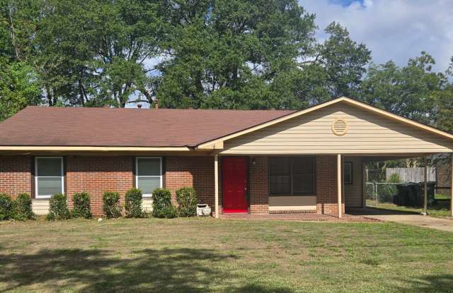 FOR RENT in North Columbus! Available Now! - 5542 Orchard Drive, Columbus, GA 31904