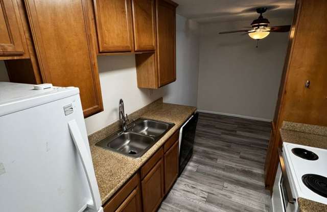1 BR 1 BA Condo in Encinitas, Gated Complex, Close To The Beach photos photos