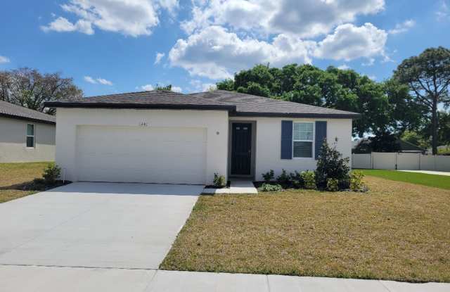 Almost New Auburndale Home For Rent photos photos