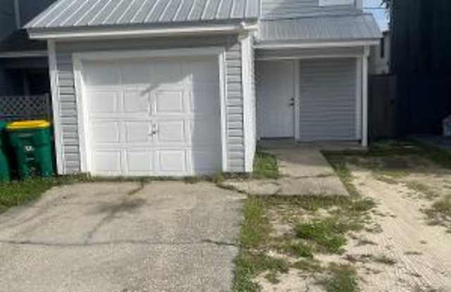 308 Olympia Court Gallery 1