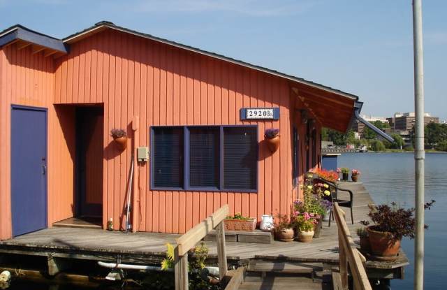 2920 Fuhrman Ave E - 2920 Fuhrman Avenue East, Seattle, WA 98102