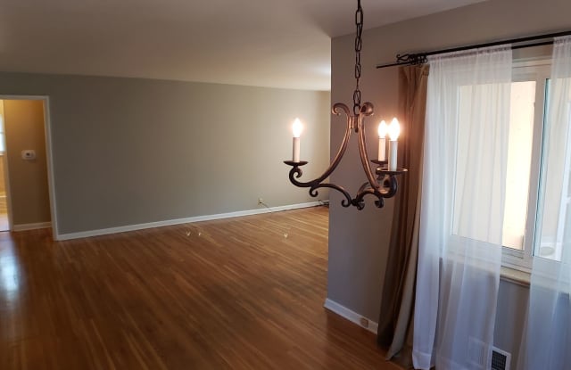 5544 E Utah Pl Unit A Gallery 2