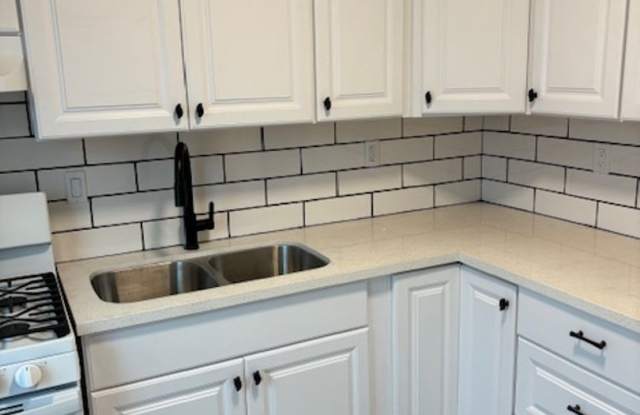 Renovated Studio Apartment for Lease in Van Nuys photos photos