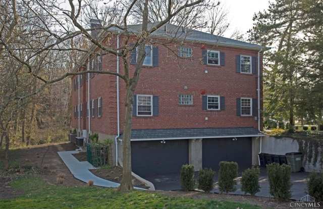 3633 Ault Park Avenue Gallery 2