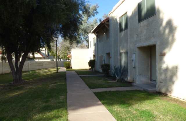 8024 N 32ND Avenue - 8024 North 32nd Avenue, Phoenix, AZ 85051