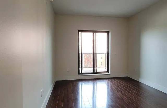 1122 Chestnut Ave Gallery 2