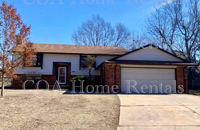 East side home on a Quiet Cul-de-sac photos photos