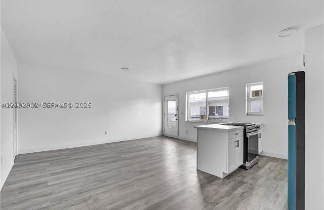 780 73rd st Gallery 4