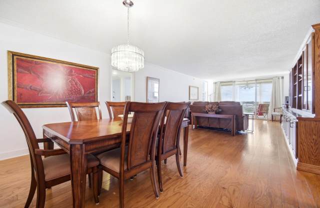 3507 Oaks Way photos photos