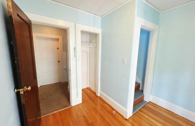 40 Saville Ave Gallery 4