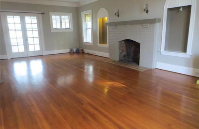 598 Campbell Hill Street NW Gallery 4