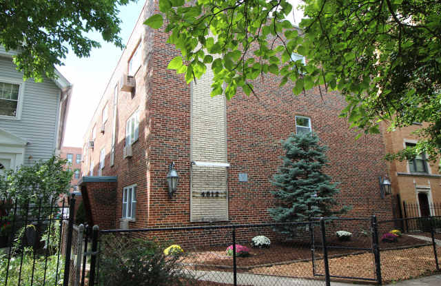 4812 N Hermitage Ave photos photos