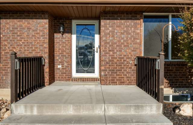 Spacious 5 Bedroom 3 Bath Home in American Fork! Gallery 4