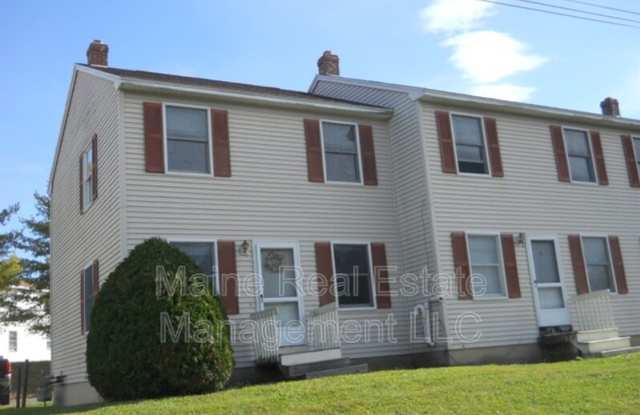 63 Valley View Lane - 63 Valley View Lane, Bangor, ME 04401