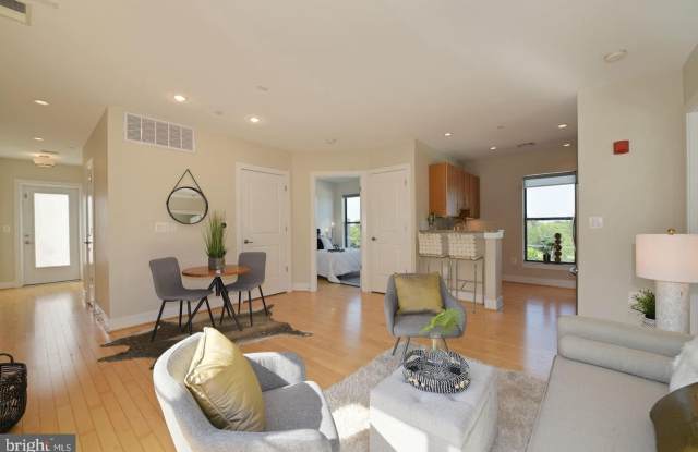 5201 WISCONSIN Avenue NW photos photos