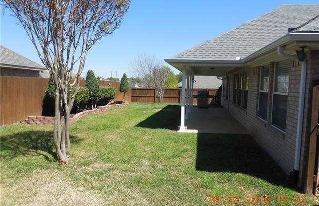 1049 Springhill Drive Gallery 2