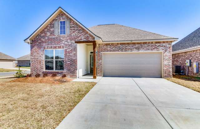 Spacious 4 Bed 2.5 Bath Home in Youngsville Gallery 1