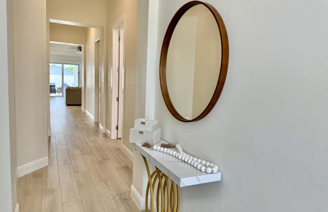 670 101st Avenue North Gallery 3