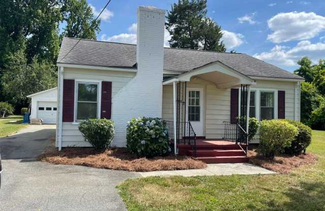 1204 Forest Acres Circle - 1204 Forest Acres Circle, Pleasant Garden, NC 27313