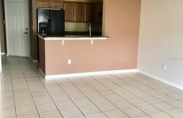 2537 LANCIEN COURT Gallery 4