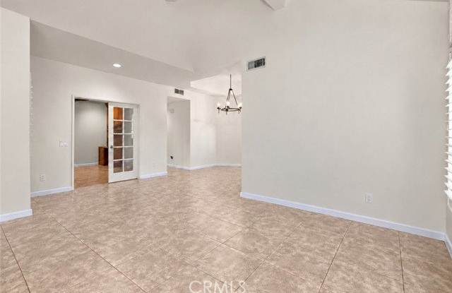 6118 Garnet Circle Gallery 4