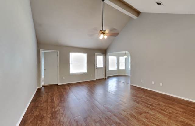 24011 Holleygate Court Gallery 4