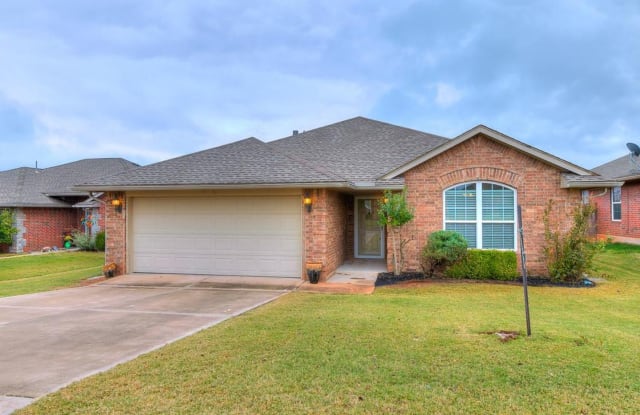 2332 Tortoise Cir - 2332 Tortoise Drive, Midwest City, OK 73130