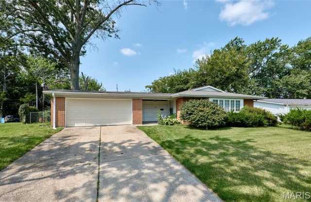 1495 Tremont Drive Gallery 2