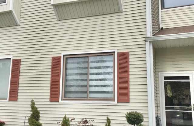 283 Clubhouse Drive - 283 Clubhouse Dr, Monmouth County, NJ 07748