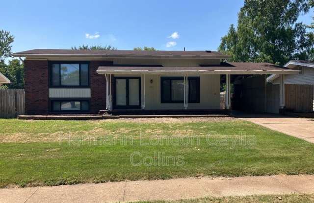 1310 Leisure Drive photos photos
