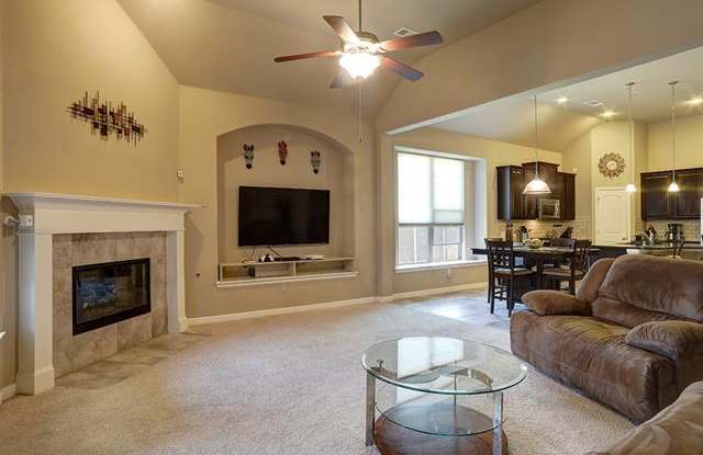 2617 Castle Creek Drive Gallery 4