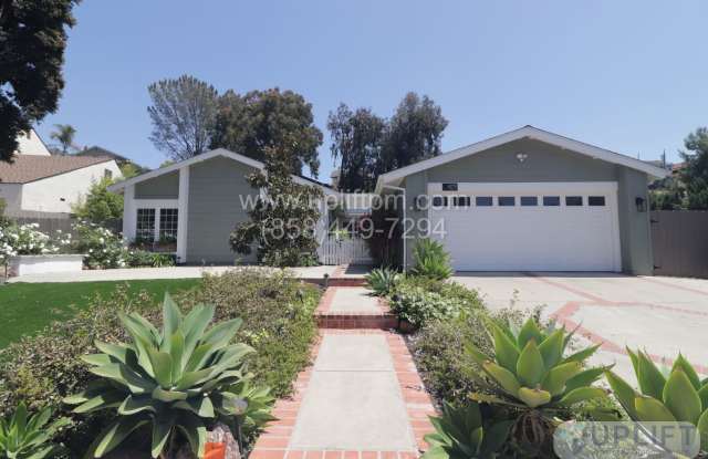 4 BED 2 BATH HOME WITH SOLAR AND LARGE BACKYARD - 4275 Tambor Court, San Diego, CA 92124 4 BED 2 BATH HOME WITH SOLAR AND LARGE BACKYARD - 4275 Tambor Court, San Diego, CA 92124