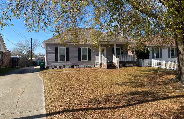 Updated Single-Family Home for Rent – Denham Springs photos photos