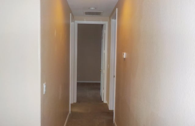 10320 SW Stephanie Way Gallery 4