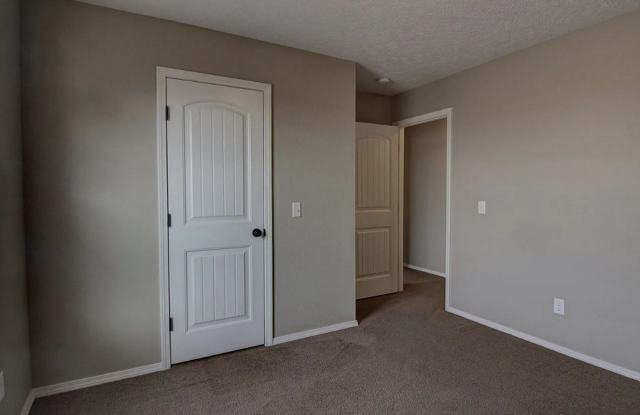 Ozark 3 Bedroom Rental Home- Available March 2023 photos photos