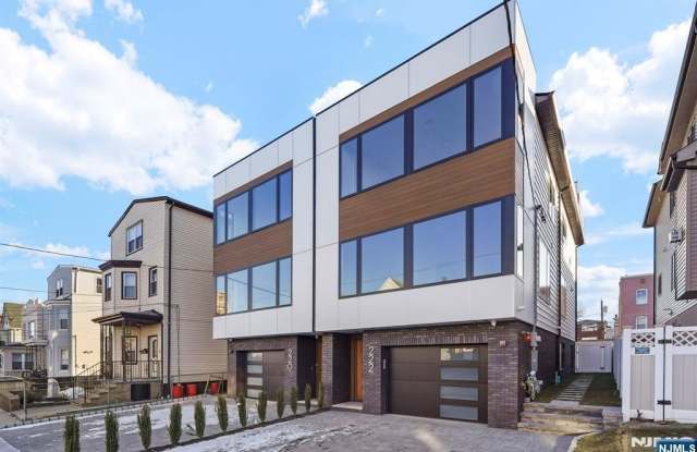 222 Washington Place photos photos