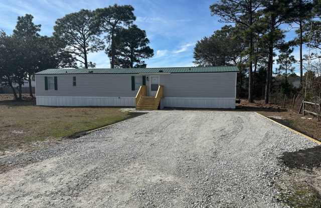 119 N King Street. Lawn Care Included. Showings Coming Soon!! photos photos