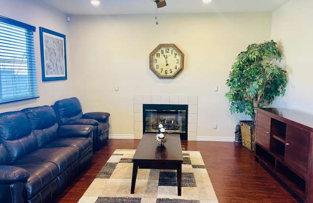37701 Tamarind Court Gallery 3