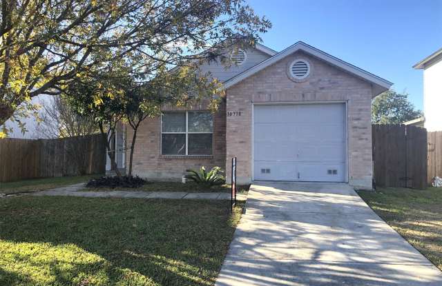 10718 Vollmer Lane San Antonio TX. 78254 photos photos