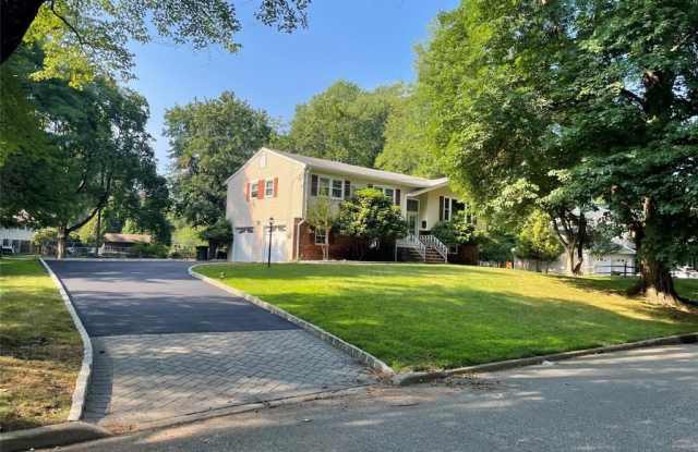 770 Scott Drive - 770 Scott Drive, Bergen County, NJ 07675