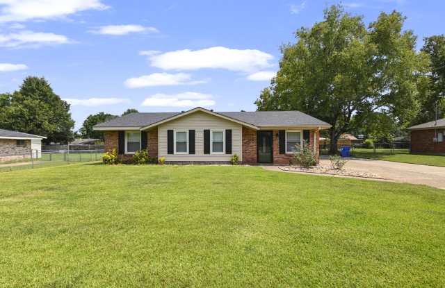 111 Lori StreetPrattville photos photos