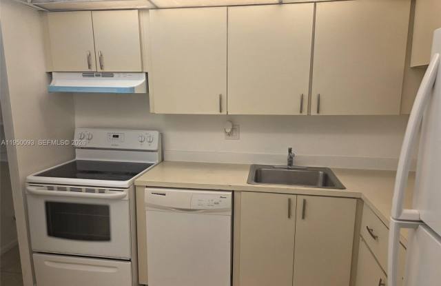 7825 Fairview Dr photos photos