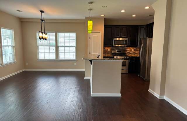Beautiful End Unit Townhome located in the McCarley Community. Gallery 3