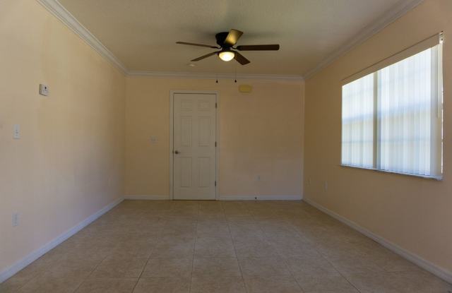 Bimini Bay 1-Bedroom, 1-Bath Lockout Unit Available for Rent! Gallery 4