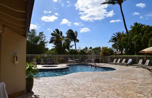Maui Banyan 1 bd 2 bath furnished unit available for 1 yr. term. Gallery 4